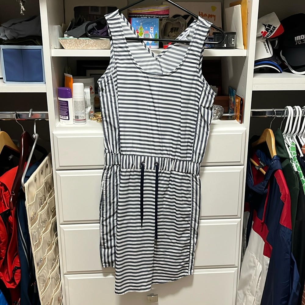 Sporty Southern Tide dress. Size XS.